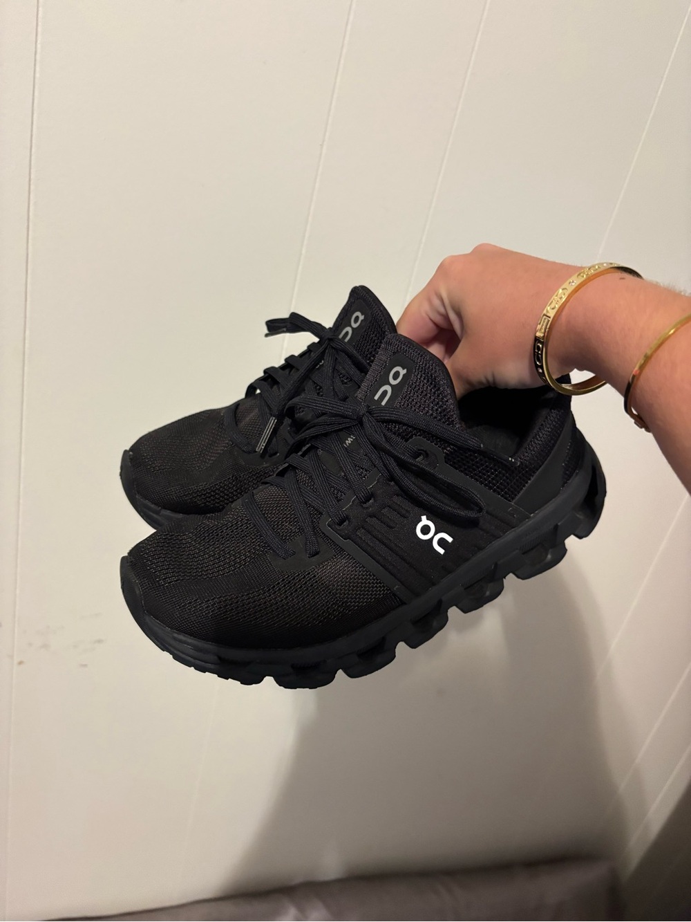 On Running Women’s Black Cloud Running Shoes